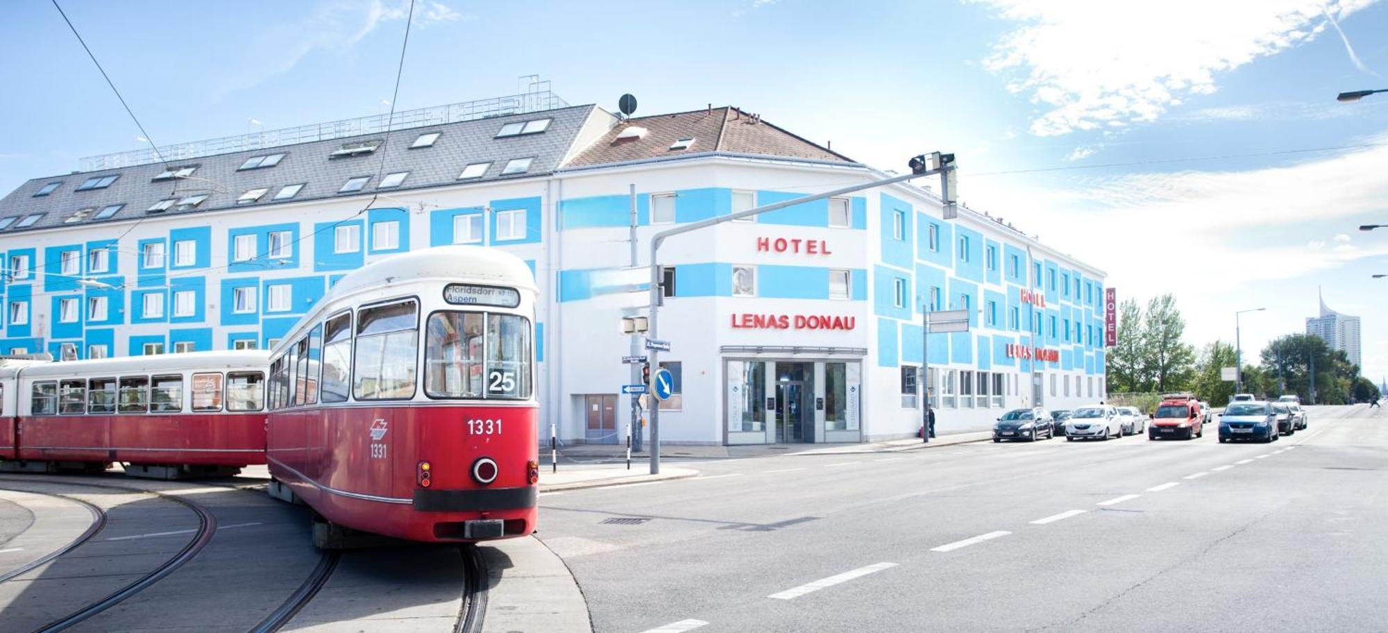 Lenas Donau Hotel Vienna Exterior photo