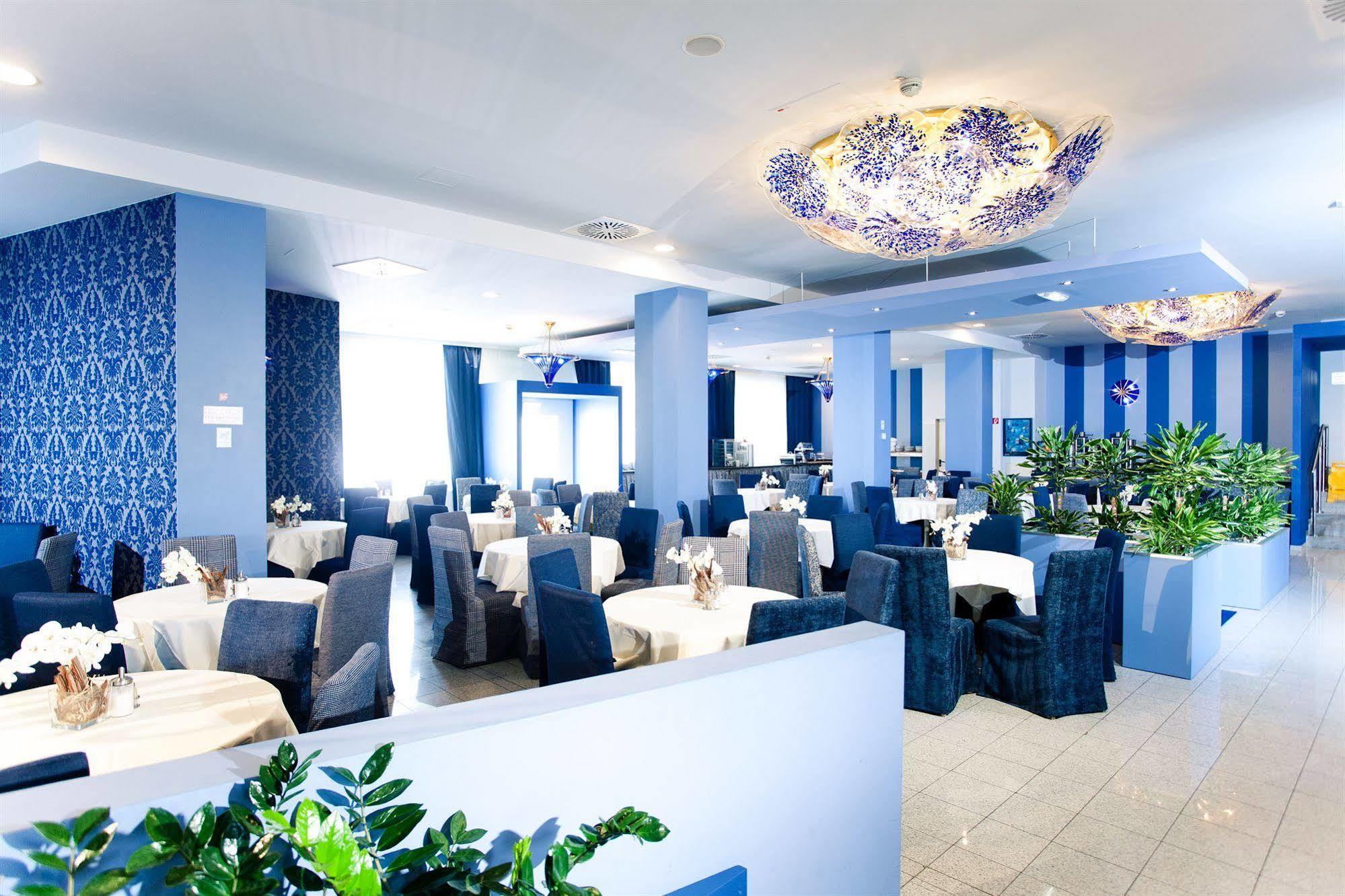 Lenas Donau Hotel Vienna Exterior photo